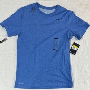 NWT Men’s Nike dri-fit cotton t shirt. Mens size small